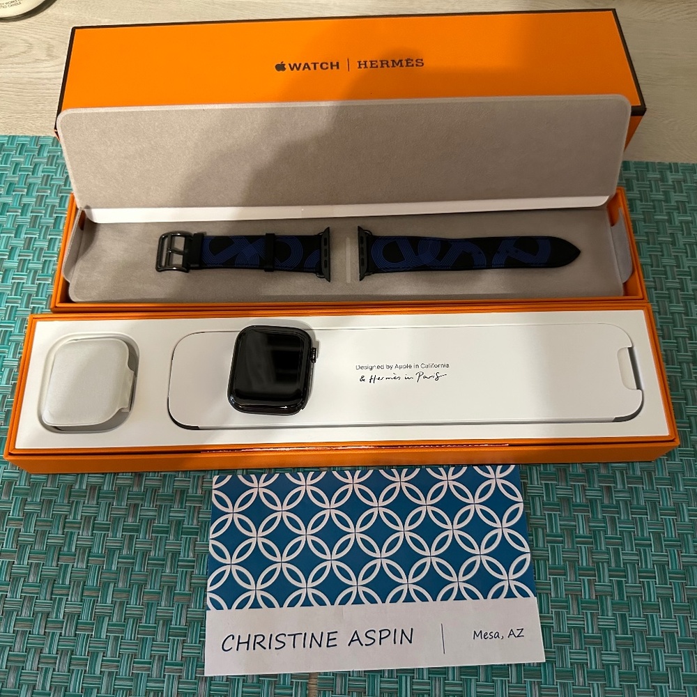 Apple Watch Hermes Series 7 SBSS 45mm with Circuit 24 leather band & Sport Band